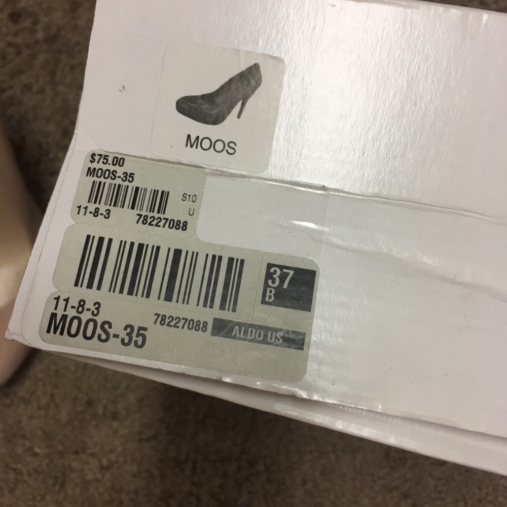 Aldo nude heels - Picture 3 of 3